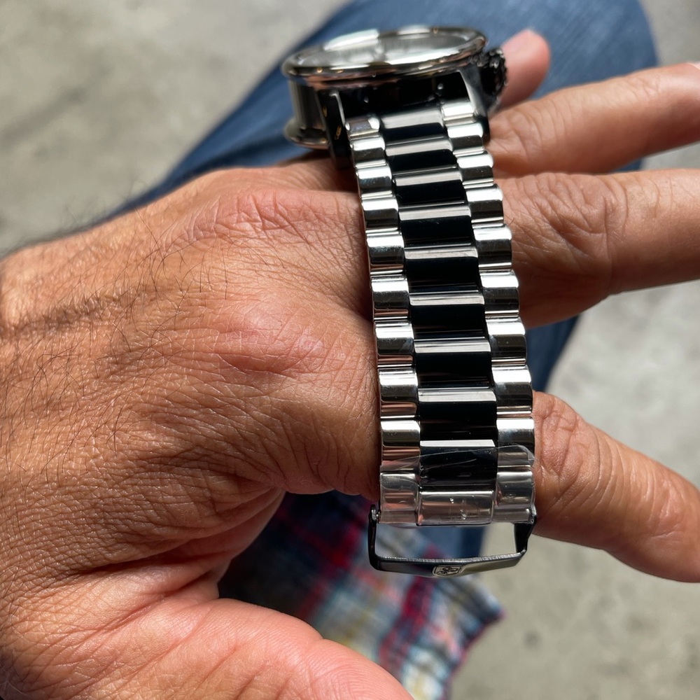 Watch - Picture 7 of 12